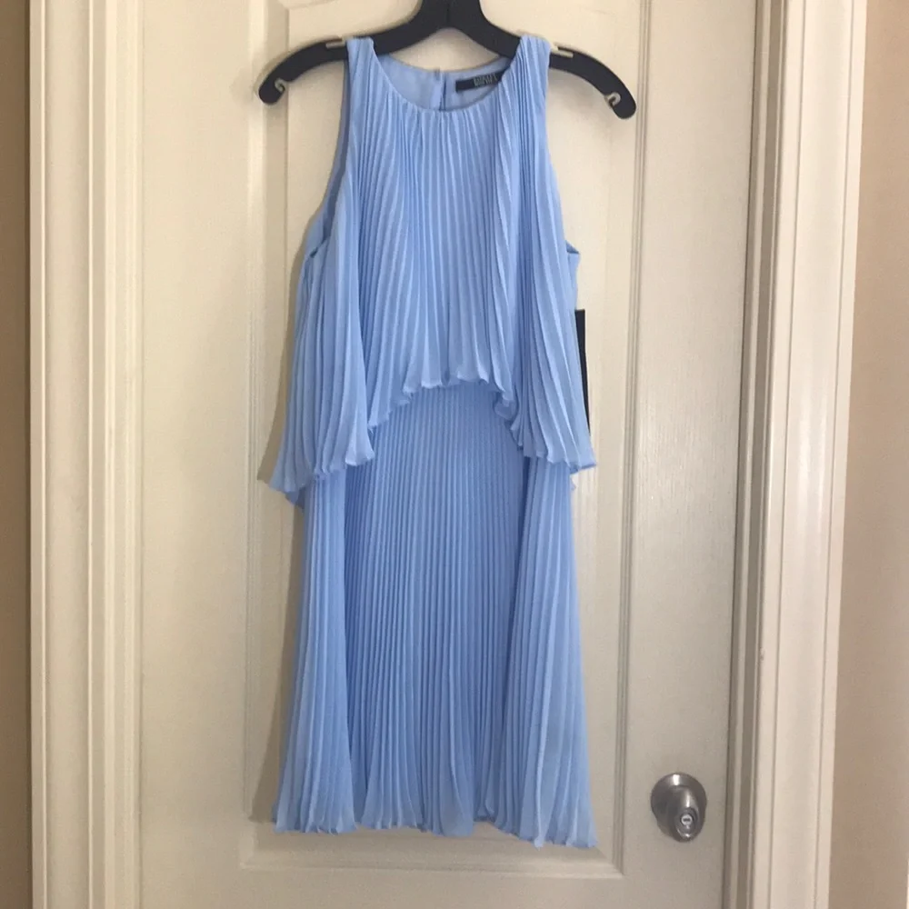 BNWT Badgley Mischka Pleated Pop Over Dress Size 2 - Picture 2 of 6